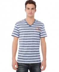 Stripe it up. With a cool, casual look, this t shirt from Buffalo David Bitton instantly updates your weekend look.