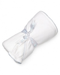 Bundled with a sateen ribbon, this polka dot towel and washing mitt are designed to make bathtime a pure delight.