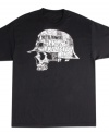 Urban army. Enlist in a surefire weekend style with this tee from Metal Mulisha.
