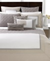 Unwind with bedding that looks modern, but feels like classic Hotel Collection. Boasting 400-thread count pima cotton with wrinkle resistant finish, this Modern Block comforter creates a cozy environment and provides a 5-star look.