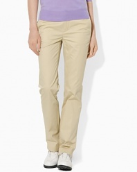 The Celia pants combine fashion and function, rendered from lightweight cotton woven with a hint of flattering stretch in a comfortable classic fit for a full, easy swing on the course.