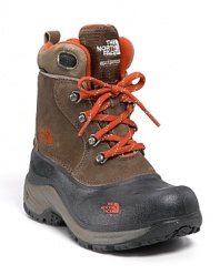 Sporty lace-up boots with excellent protection from wintry conditions, featuring Heatseeker™ insulation.
